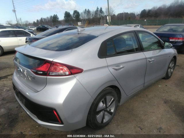 Photo 3 VIN: KMHC65LC1HU047794 - HYUNDAI IONIQ HYBRID 