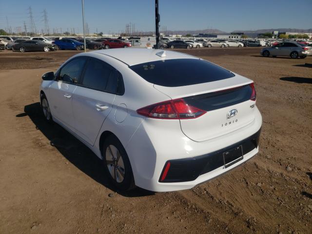 Photo 2 VIN: KMHC65LC1HU057743 - HYUNDAI IONIQ BLUE 