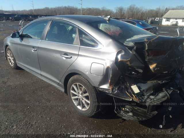 Photo 2 VIN: KMHC65LC1KU166663 - HYUNDAI IONIQ HYBRID 