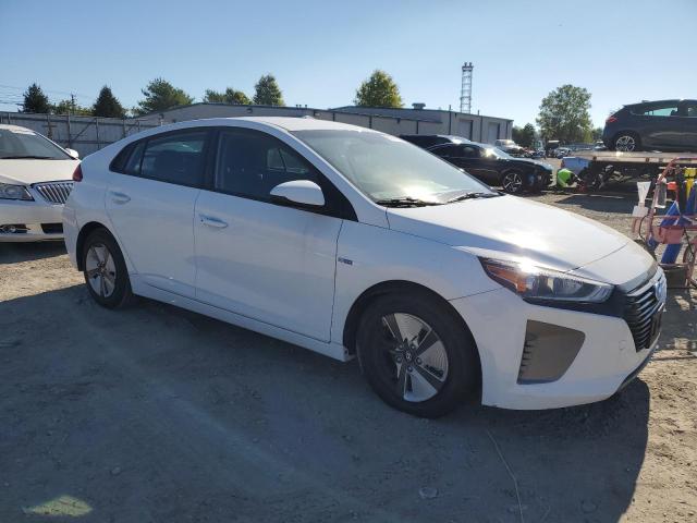 Photo 3 VIN: KMHC65LC1KU173872 - HYUNDAI IONIQ BLUE 