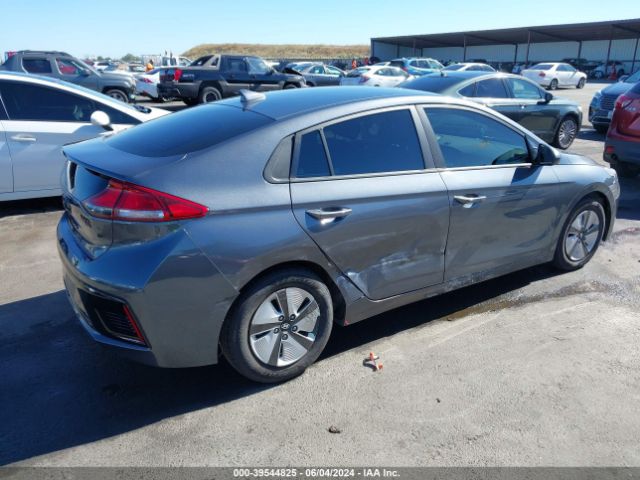 Photo 3 VIN: KMHC65LC1KU179817 - HYUNDAI IONIQ 