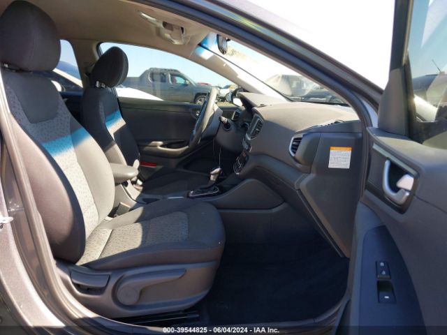 Photo 4 VIN: KMHC65LC1KU179817 - HYUNDAI IONIQ 