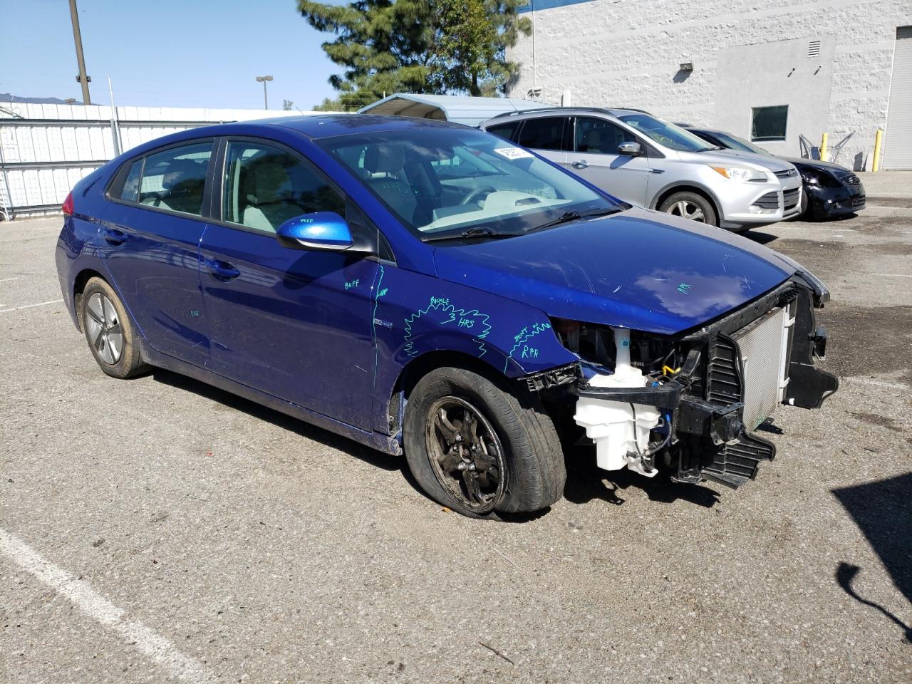 Photo 3 VIN: KMHC65LC1LU239483 - HYUNDAI IONIQ 