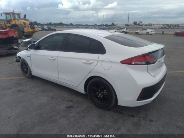 Photo 2 VIN: KMHC65LC2HU037291 - HYUNDAI IONIQ HYBRID 