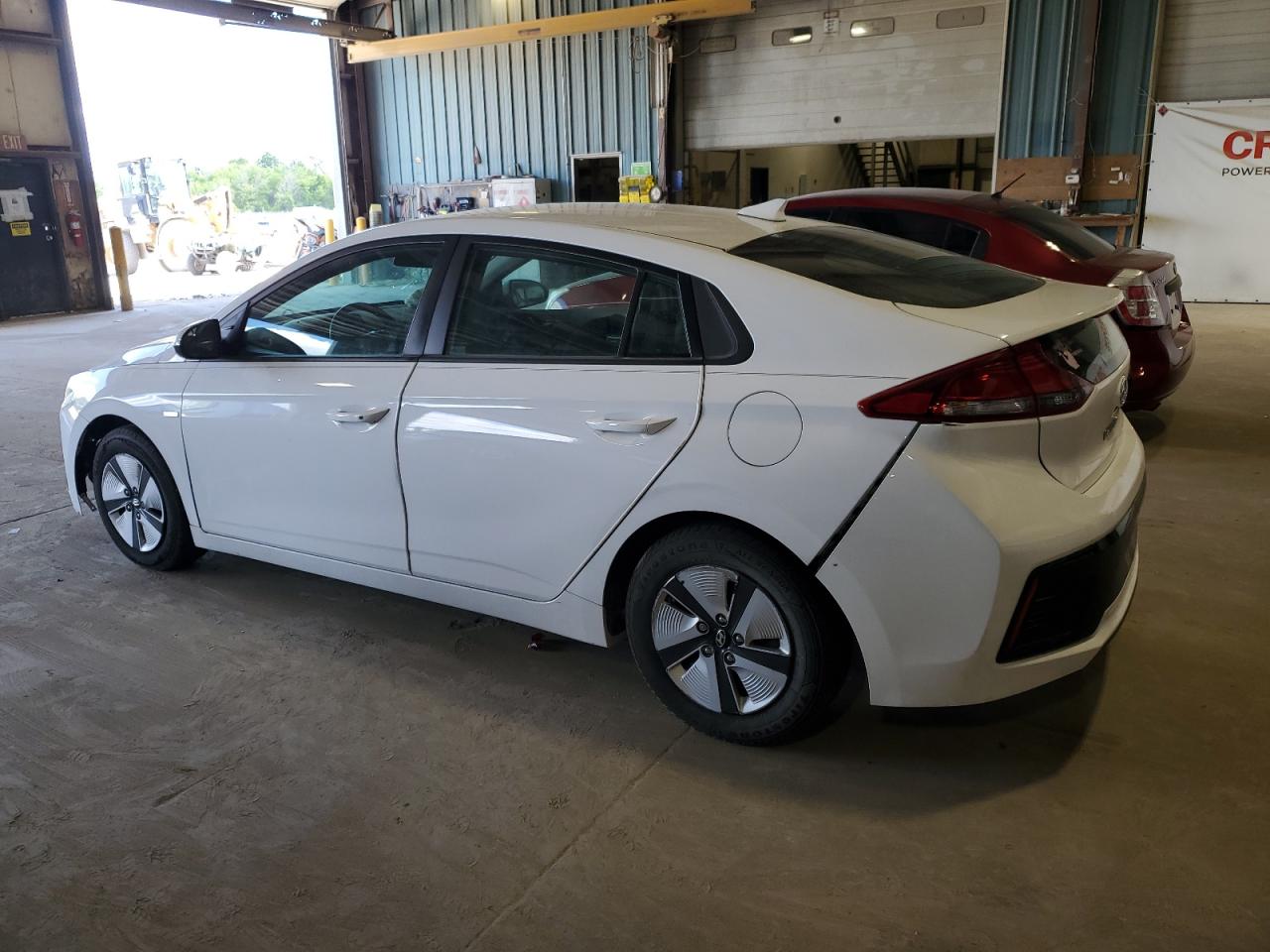 Photo 1 VIN: KMHC65LC2JU059961 - HYUNDAI IONIQ 