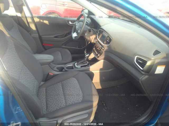 Photo 4 VIN: KMHC65LC2JU067879 - HYUNDAI IONIQ HYBRID 