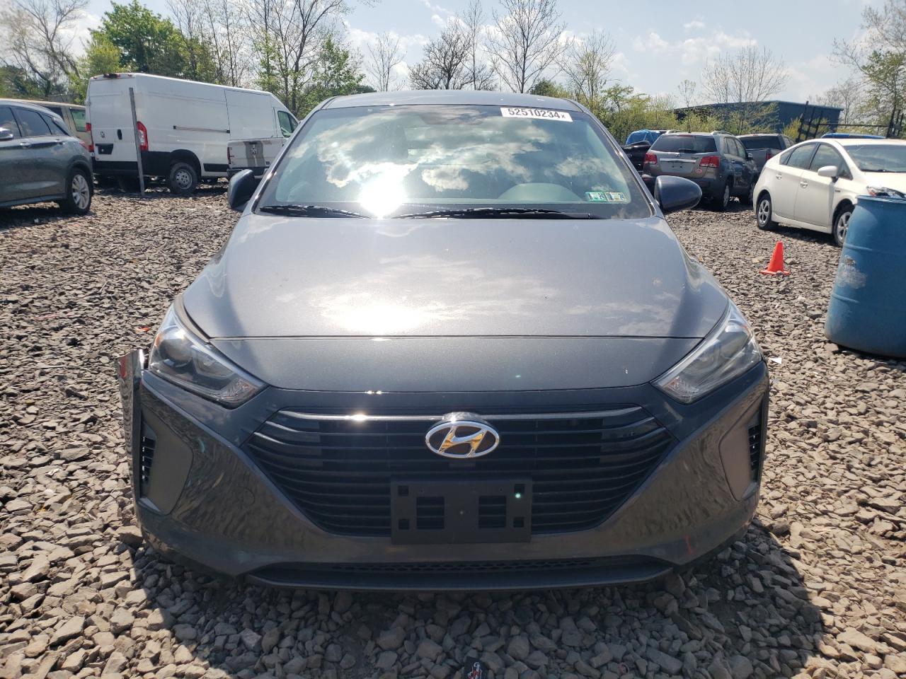 Photo 4 VIN: KMHC65LC2KU118881 - HYUNDAI IONIQ 