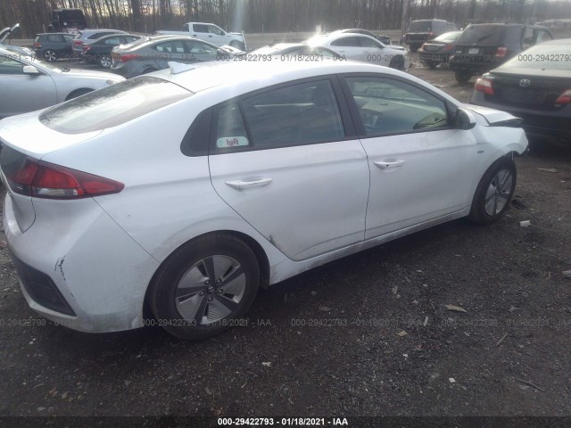 Photo 3 VIN: KMHC65LC2KU166879 - HYUNDAI IONIQ HYBRID 