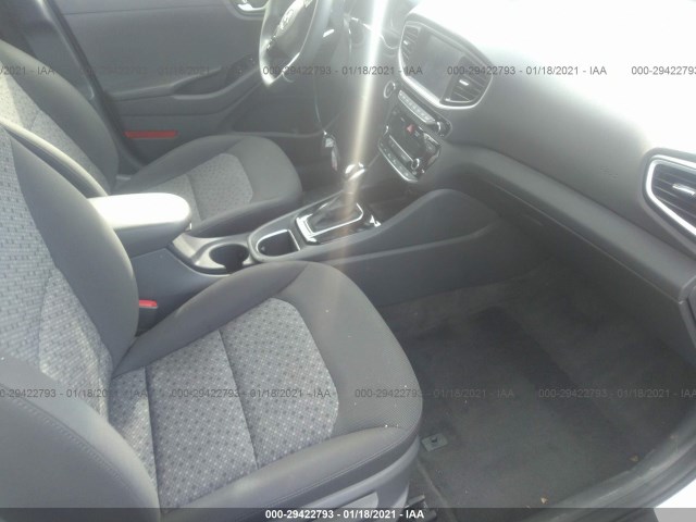 Photo 4 VIN: KMHC65LC2KU166879 - HYUNDAI IONIQ HYBRID 