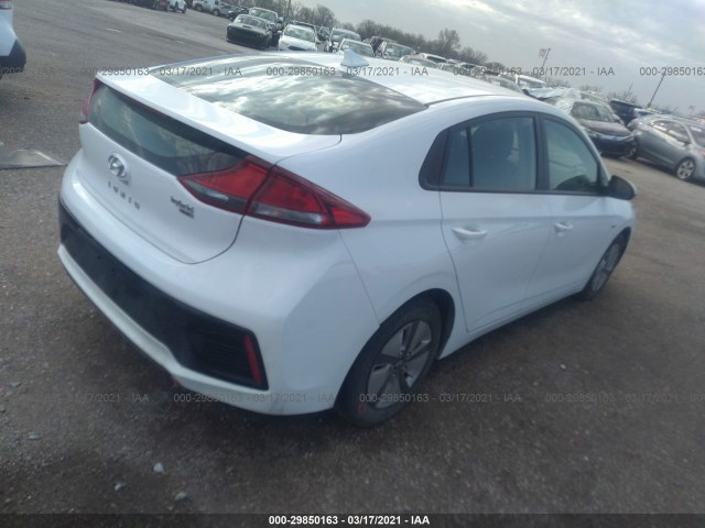 Photo 3 VIN: KMHC65LC2KU176327 - HYUNDAI IONIQ HYBRID 