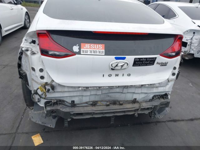 Photo 5 VIN: KMHC65LC2LU211160 - HYUNDAI IONIQ HYBRID 