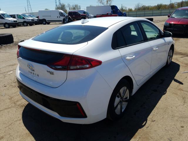 Photo 3 VIN: KMHC65LC3JU068801 - HYUNDAI IONIQ BLUE 