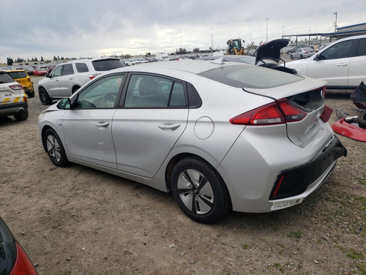 Photo 1 VIN: KMHC65LC3JU100212 - HYUNDAI IONIQ 