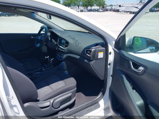 Photo 4 VIN: KMHC65LC3JU100470 - HYUNDAI IONIQ 