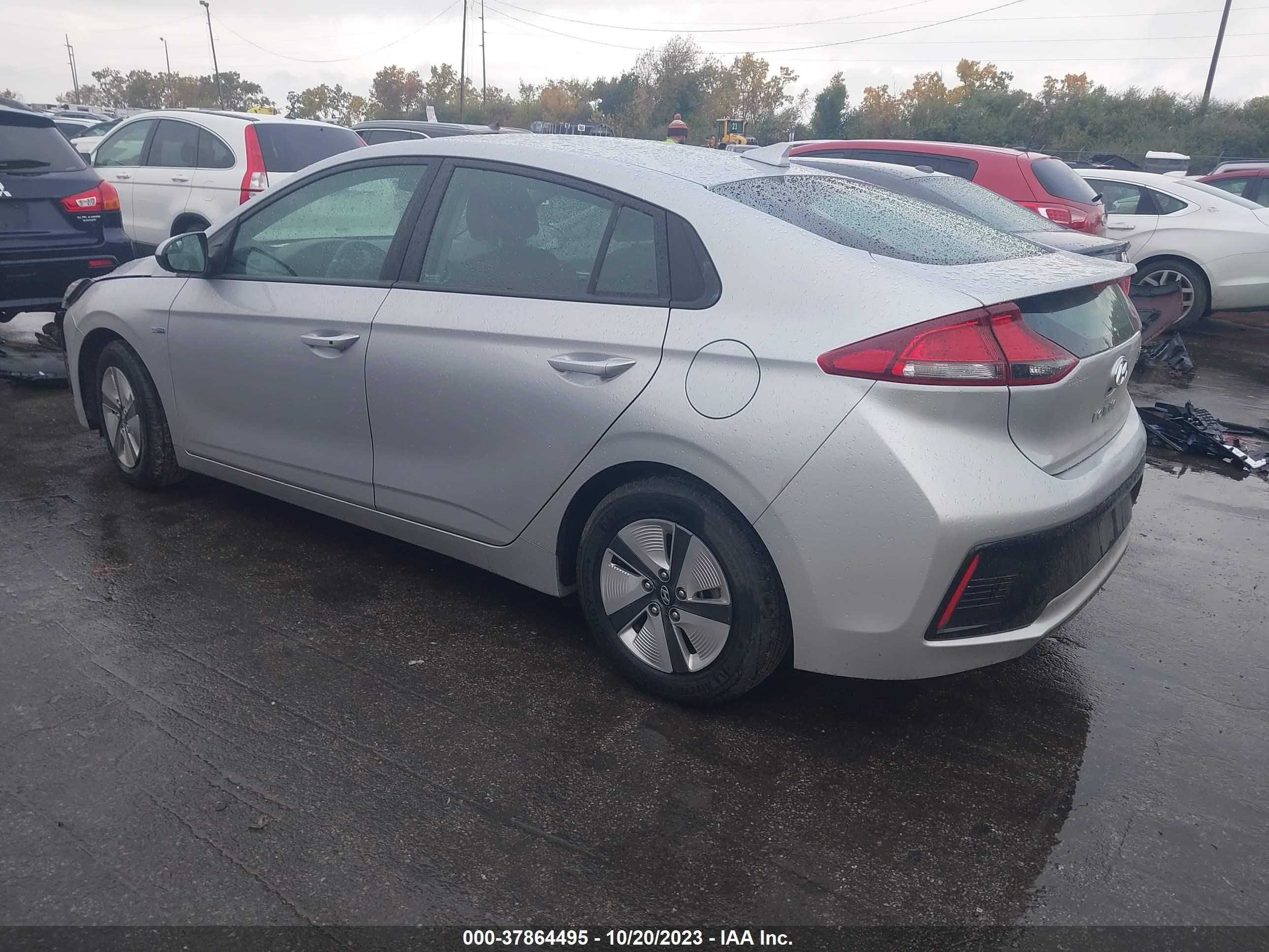 Photo 2 VIN: KMHC65LC3KU113804 - HYUNDAI IONIQ 