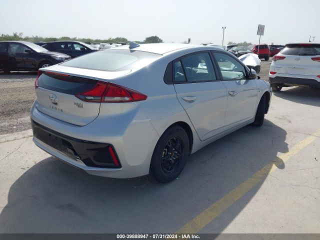 Photo 3 VIN: KMHC65LC3KU116623 - HYUNDAI IONIQ 