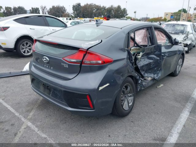 Photo 3 VIN: KMHC65LC3KU131431 - HYUNDAI IONIQ HYBRID 