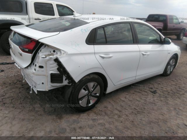 Photo 3 VIN: KMHC65LC3KU169726 - HYUNDAI IONIQ HYBRID 