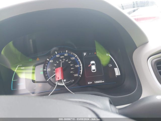 Photo 6 VIN: KMHC65LC4HU024011 - HYUNDAI IONIQ HYBRID 