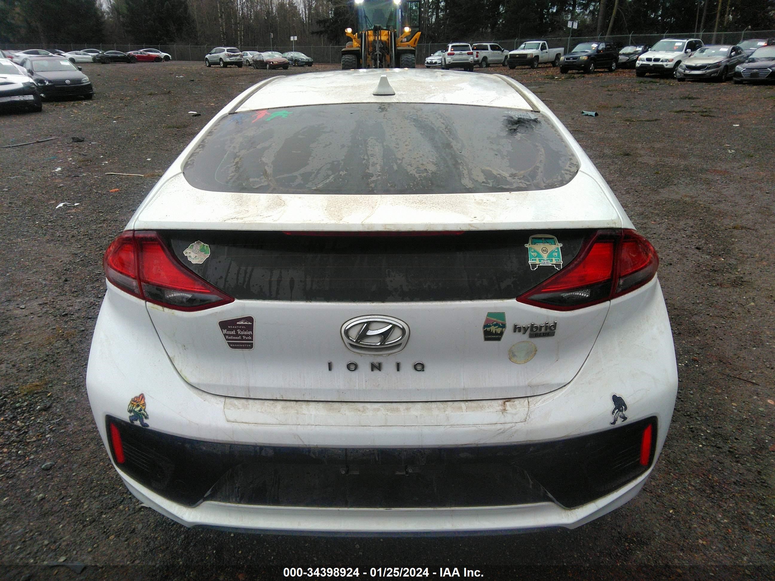 Photo 15 VIN: KMHC65LC4HU024378 - HYUNDAI IONIQ 