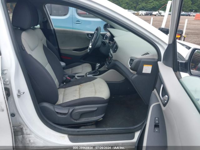 Photo 4 VIN: KMHC65LC4HU047692 - HYUNDAI IONIQ 