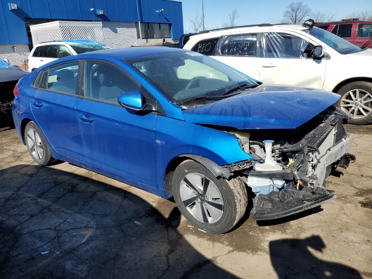 Photo 3 VIN: KMHC65LC4HU056425 - HYUNDAI IONIQ 