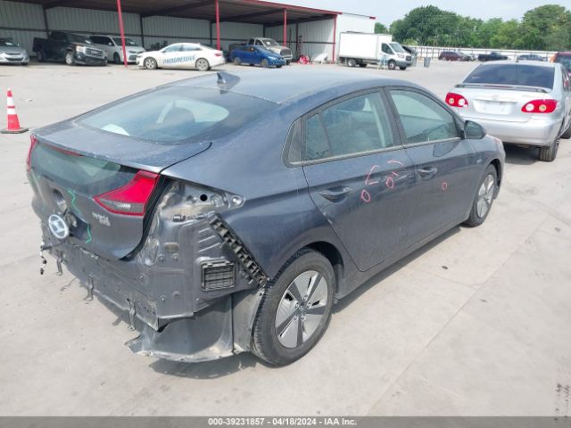 Photo 3 VIN: KMHC65LC4HU057297 - HYUNDAI IONIQ HYBRID 