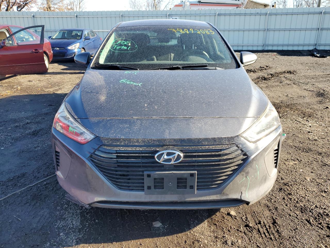 Photo 4 VIN: KMHC65LC4JU065129 - HYUNDAI IONIQ 