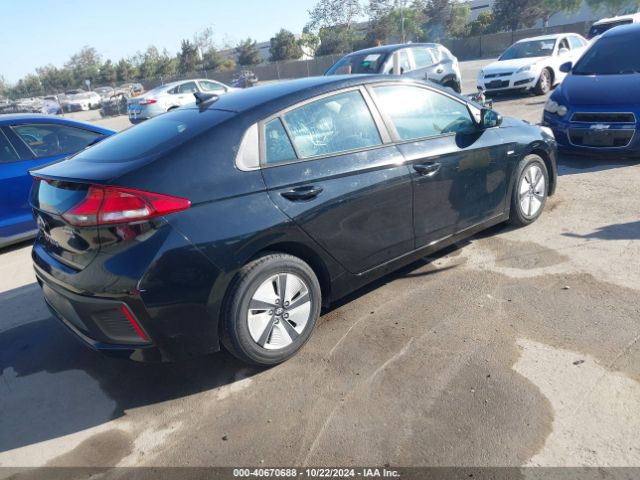 Photo 3 VIN: KMHC65LC4KU111379 - HYUNDAI IONIQ 