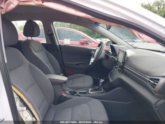 Photo 4 VIN: KMHC65LC4LU237131 - HYUNDAI IONIQ 