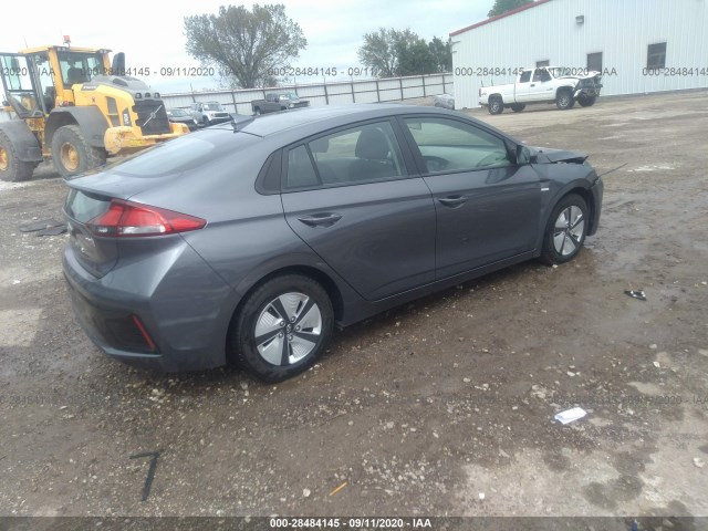 Photo 3 VIN: KMHC65LC5HU025362 - HYUNDAI IONIQ HYBRID 