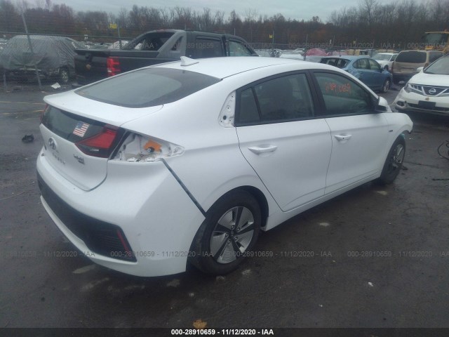 Photo 3 VIN: KMHC65LC5HU048057 - HYUNDAI IONIQ HYBRID 