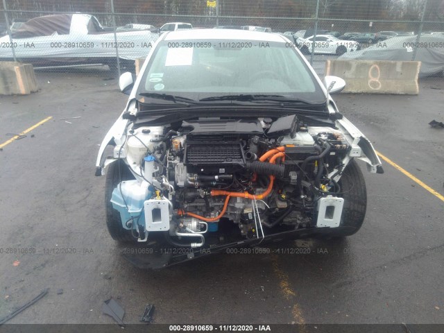 Photo 5 VIN: KMHC65LC5HU048057 - HYUNDAI IONIQ HYBRID 