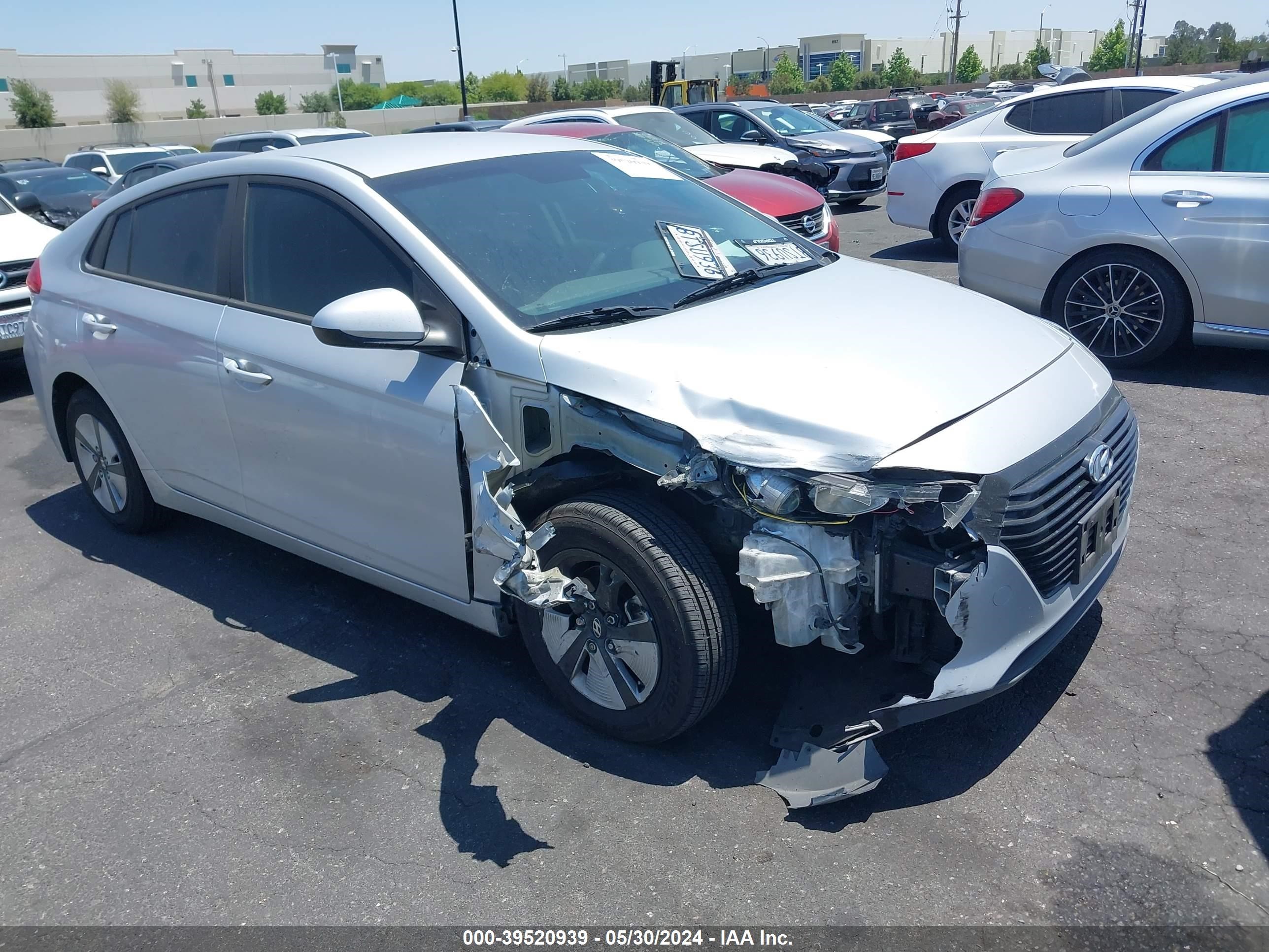 Photo 5 VIN: KMHC65LC5HU049855 - HYUNDAI IONIQ 