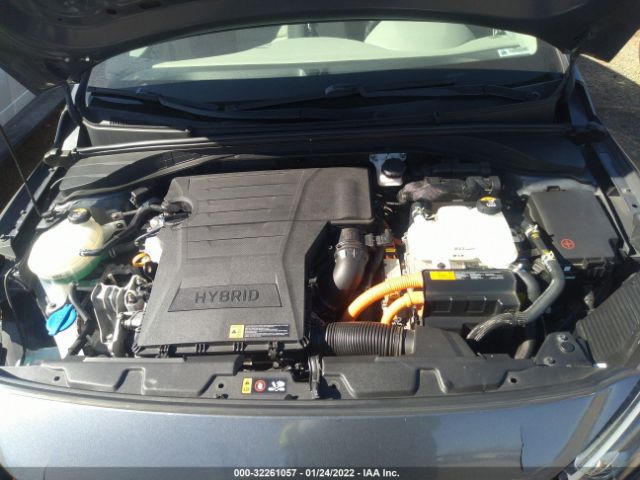 Photo 9 VIN: KMHC65LC5HU056854 - HYUNDAI IONIQ HYBRID 