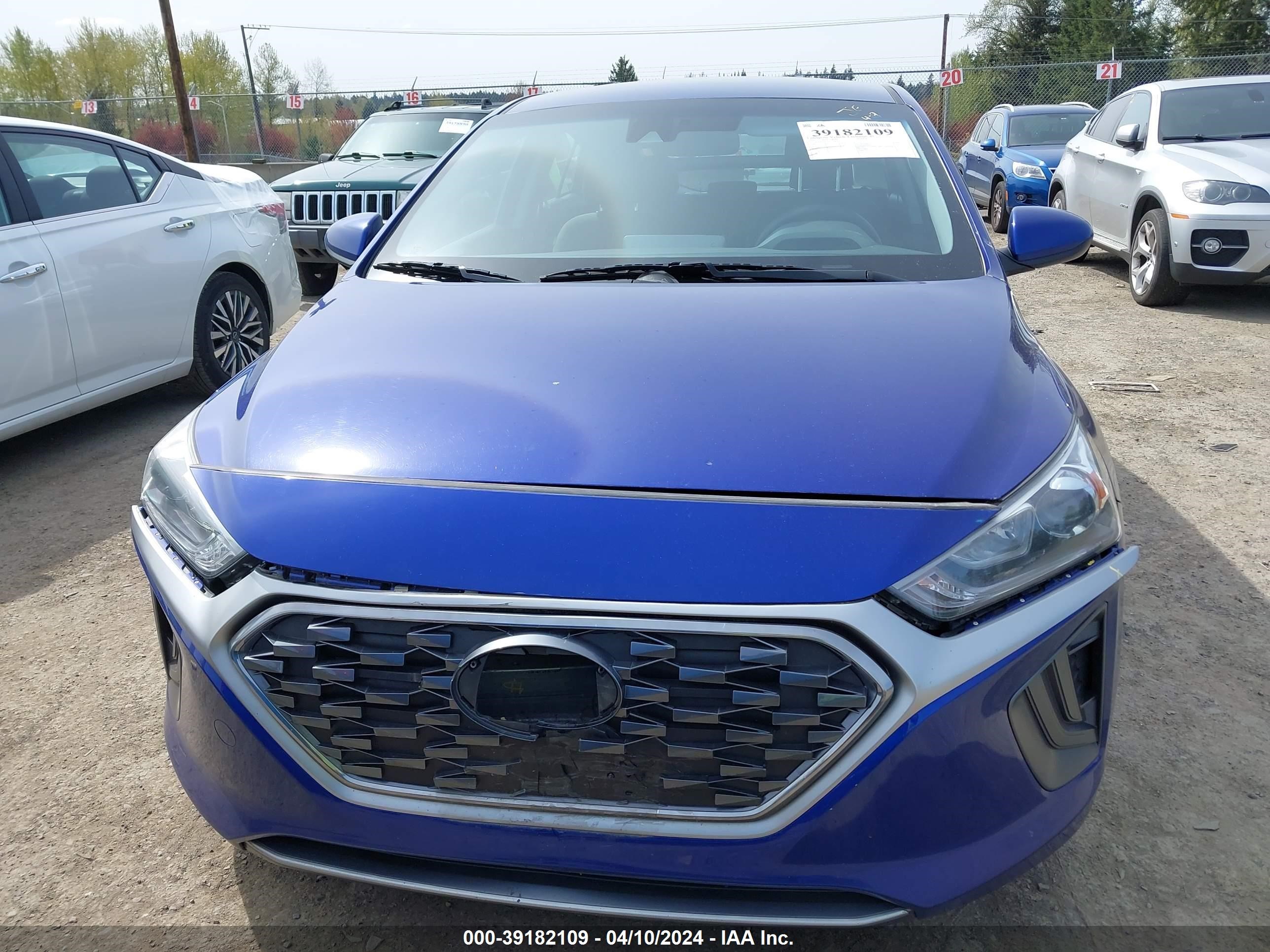 Photo 11 VIN: KMHC65LC5LU234657 - HYUNDAI IONIQ 