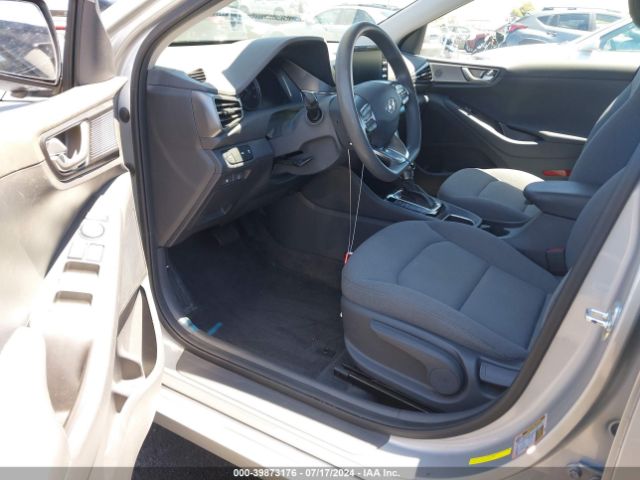 Photo 4 VIN: KMHC65LC5MU257938 - HYUNDAI IONIQ 