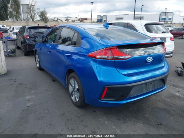 Photo 2 VIN: KMHC65LC6HU048813 - HYUNDAI IONIQ HYBRID 