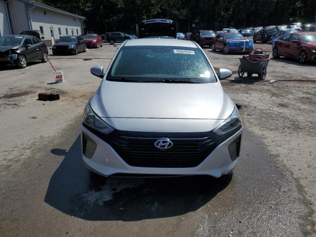 Photo 4 VIN: KMHC65LC6KU109701 - HYUNDAI IONIQ BLUE 