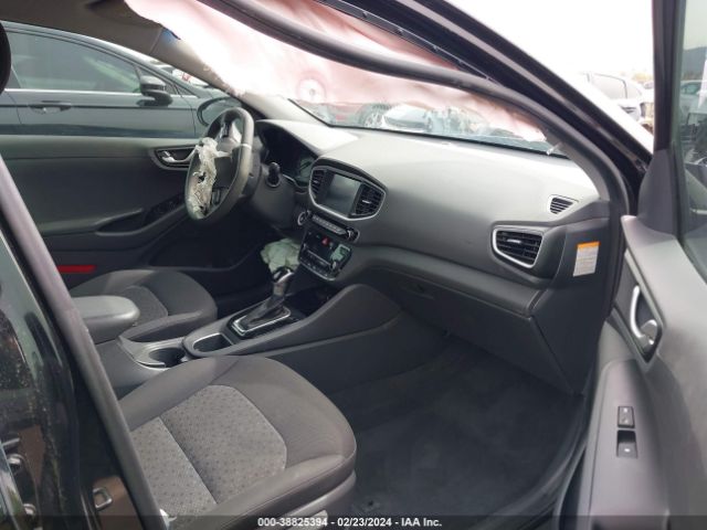 Photo 4 VIN: KMHC65LC6KU121394 - HYUNDAI IONIQ HYBRID 