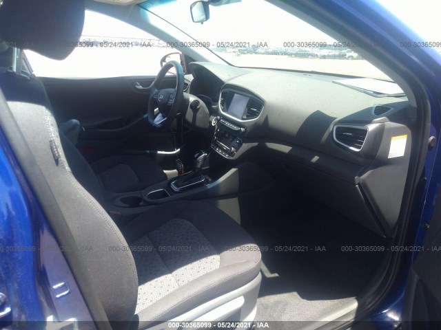 Photo 4 VIN: KMHC65LC6KU140379 - HYUNDAI IONIQ HYBRID 