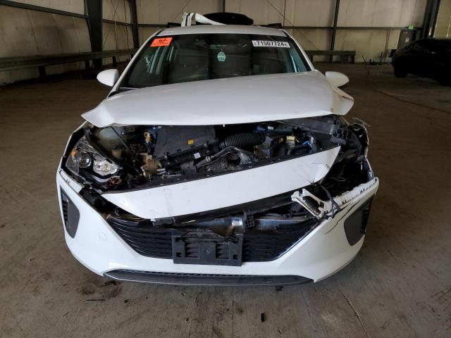 Photo 4 VIN: KMHC65LC6KU174533 - HYUNDAI IONIQ BLUE 