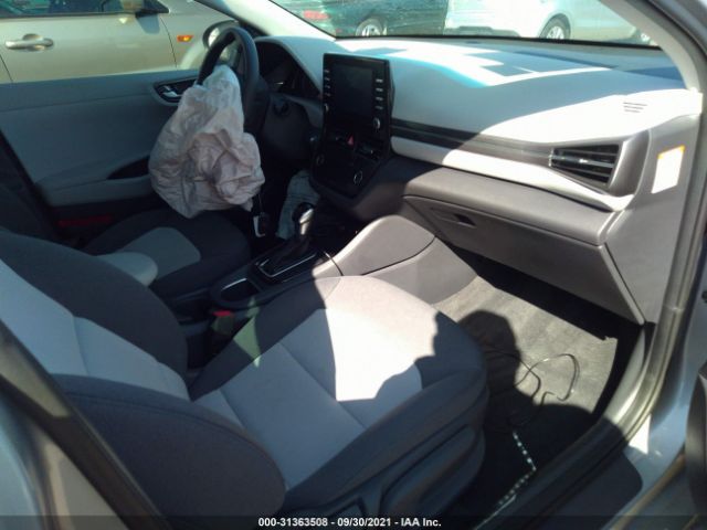 Photo 4 VIN: KMHC65LC6LU206737 - HYUNDAI IONIQ HYBRID 