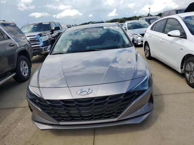 Photo 4 VIN: KMHC65LC7HU031275 - HYUNDAI IONIQ BLUE 