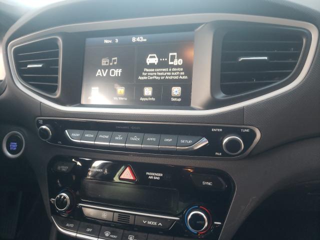 Photo 8 VIN: KMHC65LC7HU031356 - HYUNDAI IONIQ BLUE 