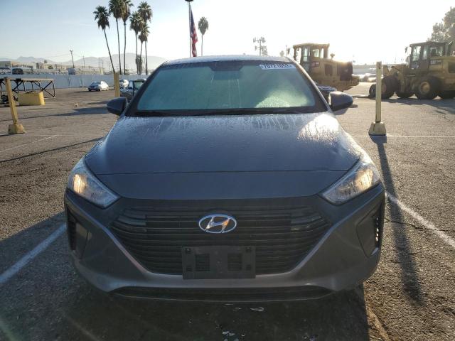 Photo 4 VIN: KMHC65LC7KU107715 - HYUNDAI IONIQ BLUE 