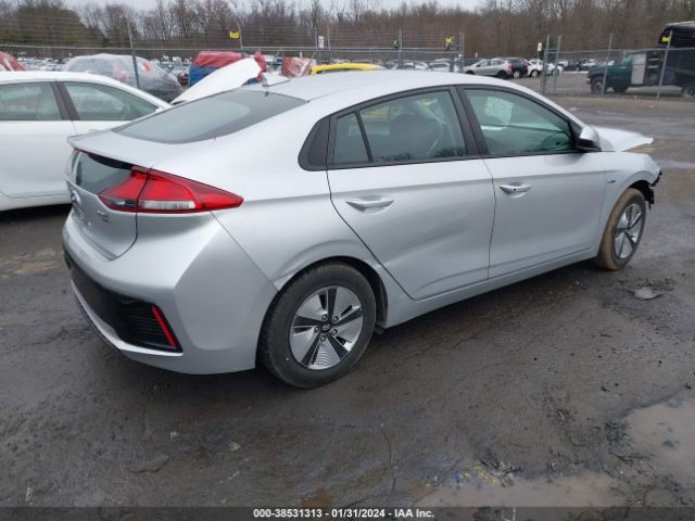 Photo 3 VIN: KMHC65LC7KU110968 - HYUNDAI IONIQ HYBRID 