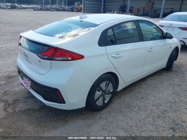 Photo 3 VIN: KMHC65LC8JU076909 - HYUNDAI IONIQ 