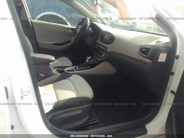 Photo 4 VIN: KMHC65LC8JU077543 - HYUNDAI IONIQ HYBRID 