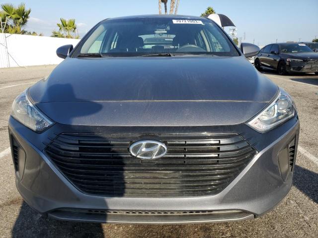 Photo 4 VIN: KMHC65LC8KU107853 - HYUNDAI IONIQ BLUE 